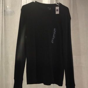 Gap men’s long sleeve shirt